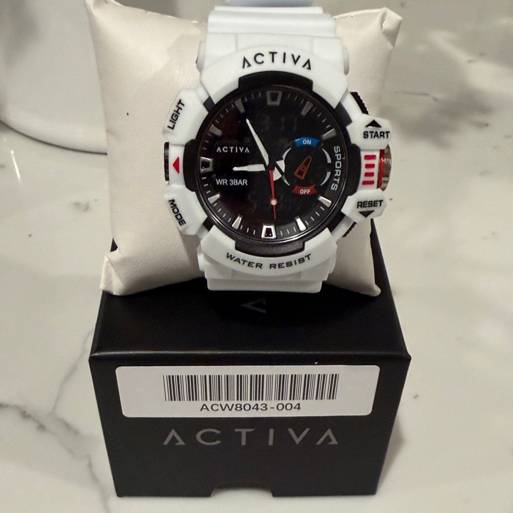 BRAND NEW IN BOX 
ACTIVA White Sport Watch with Black Dial